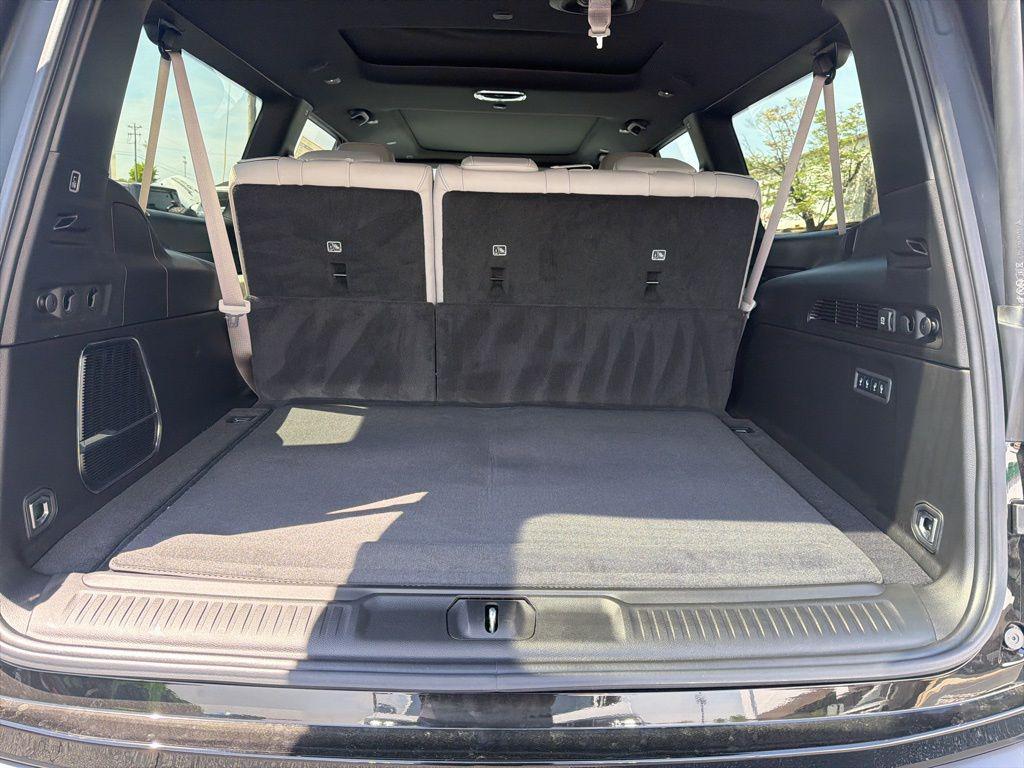 new 2026 Jeep Grand Wagoneer L car, priced at $74,210