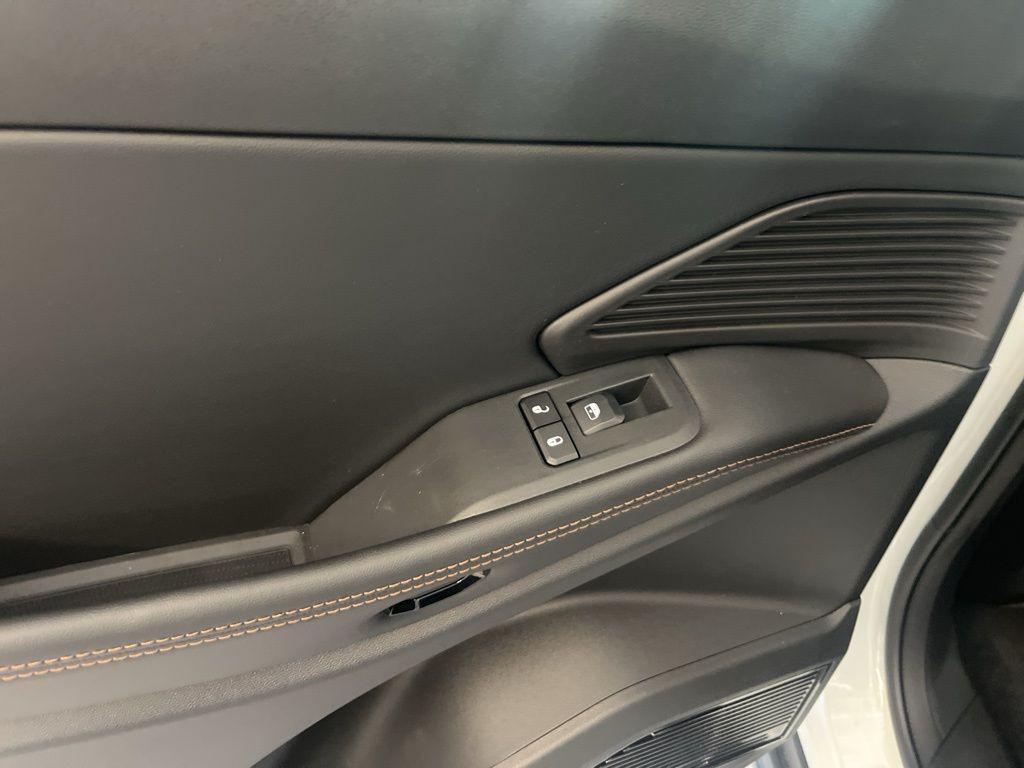 new 2026 Jeep Cherokee car, priced at $41,733