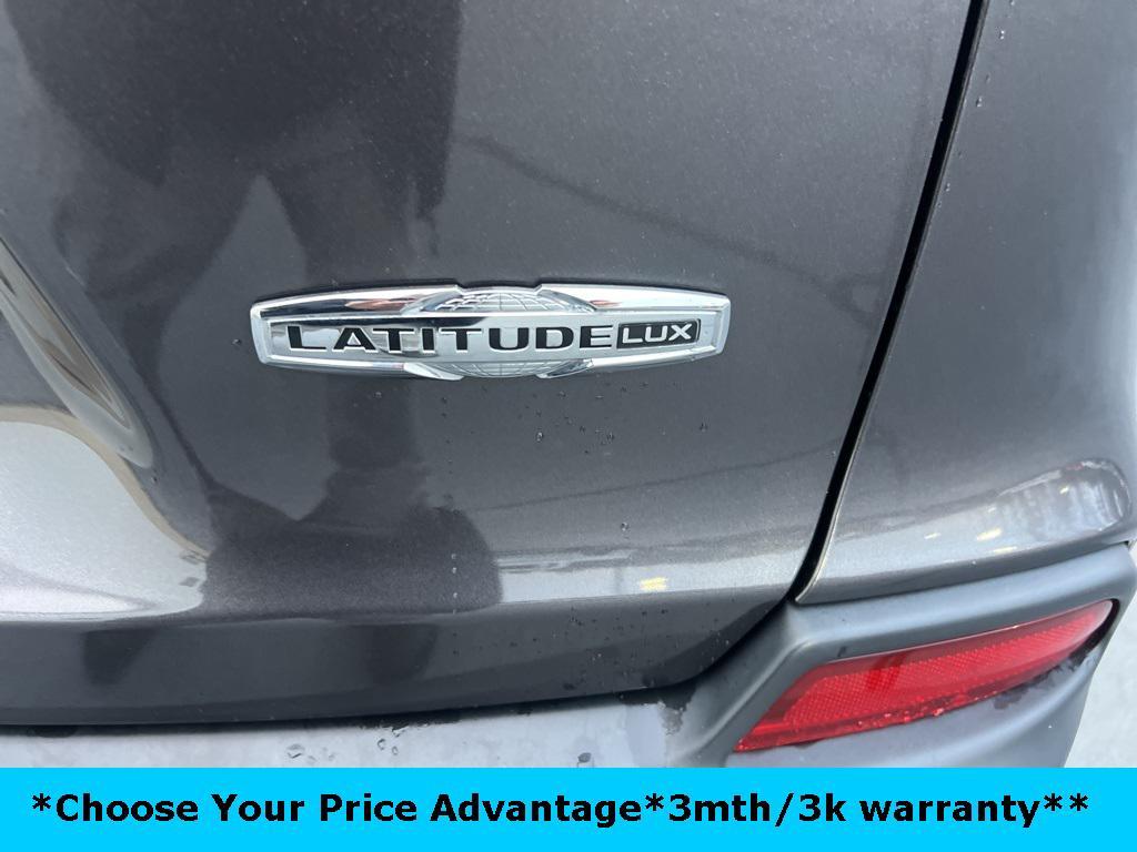 used 2021 Jeep Cherokee car, priced at $17,175