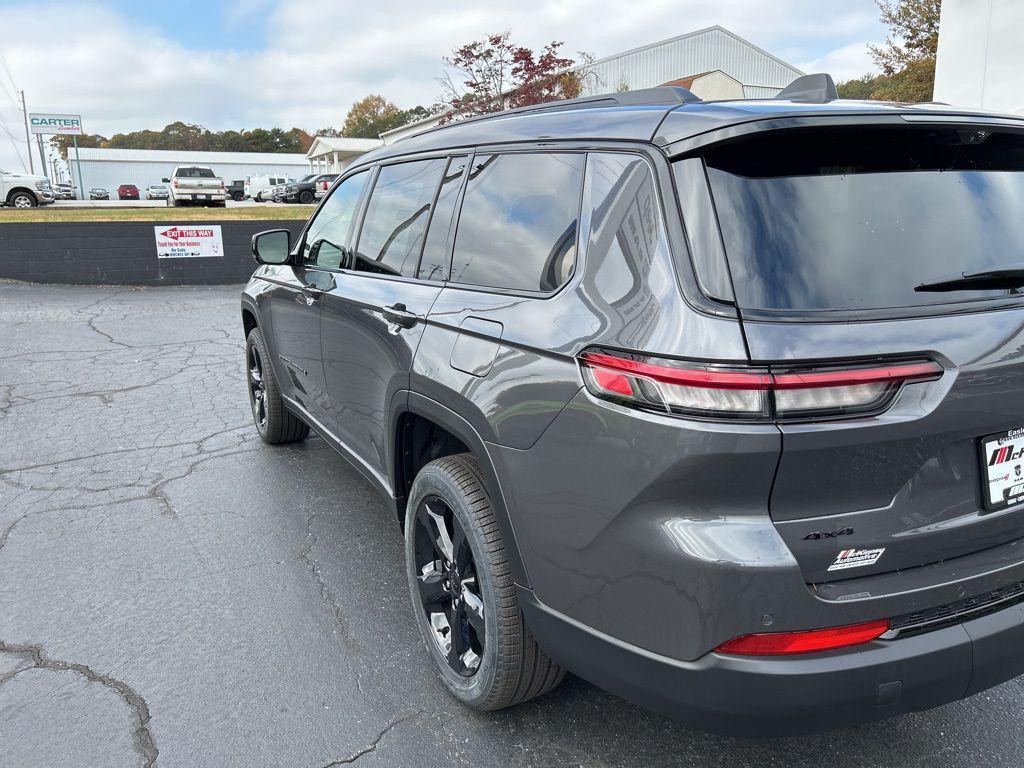 new 2025 Jeep Grand Cherokee L car, priced at $49,220