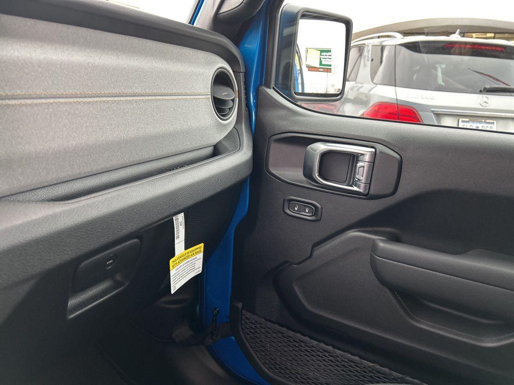 new 2026 Jeep Wrangler car, priced at $46,316