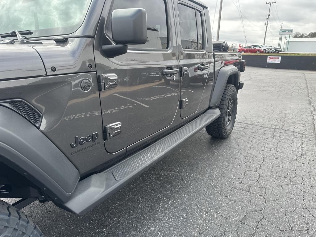 new 2025 Jeep Gladiator car, priced at $36,353