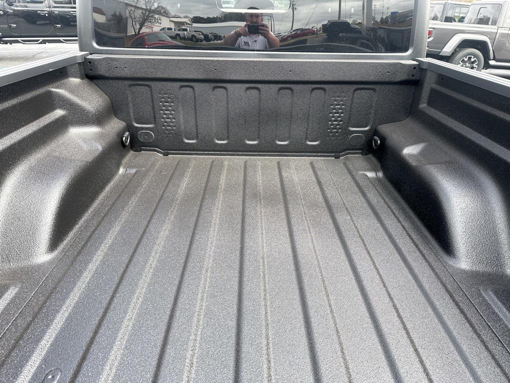 new 2025 Jeep Gladiator car, priced at $36,353