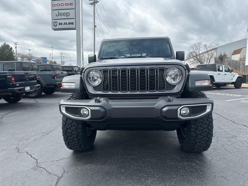 new 2025 Jeep Gladiator car, priced at $36,353