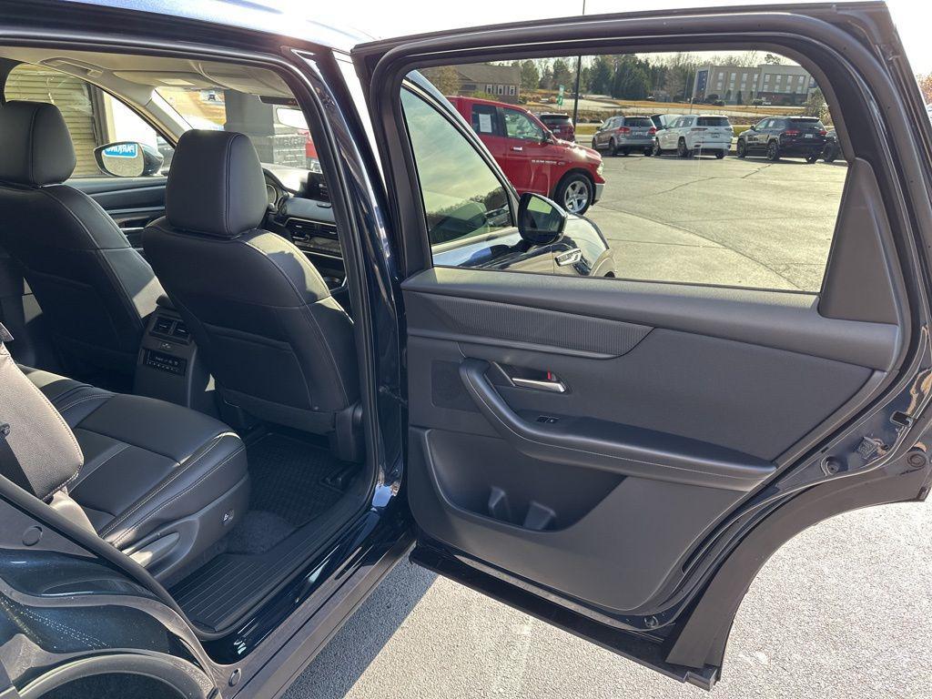 new 2026 Mazda CX-90 car, priced at $37,740