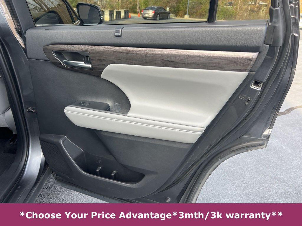 used 2020 Toyota Highlander car, priced at $32,800