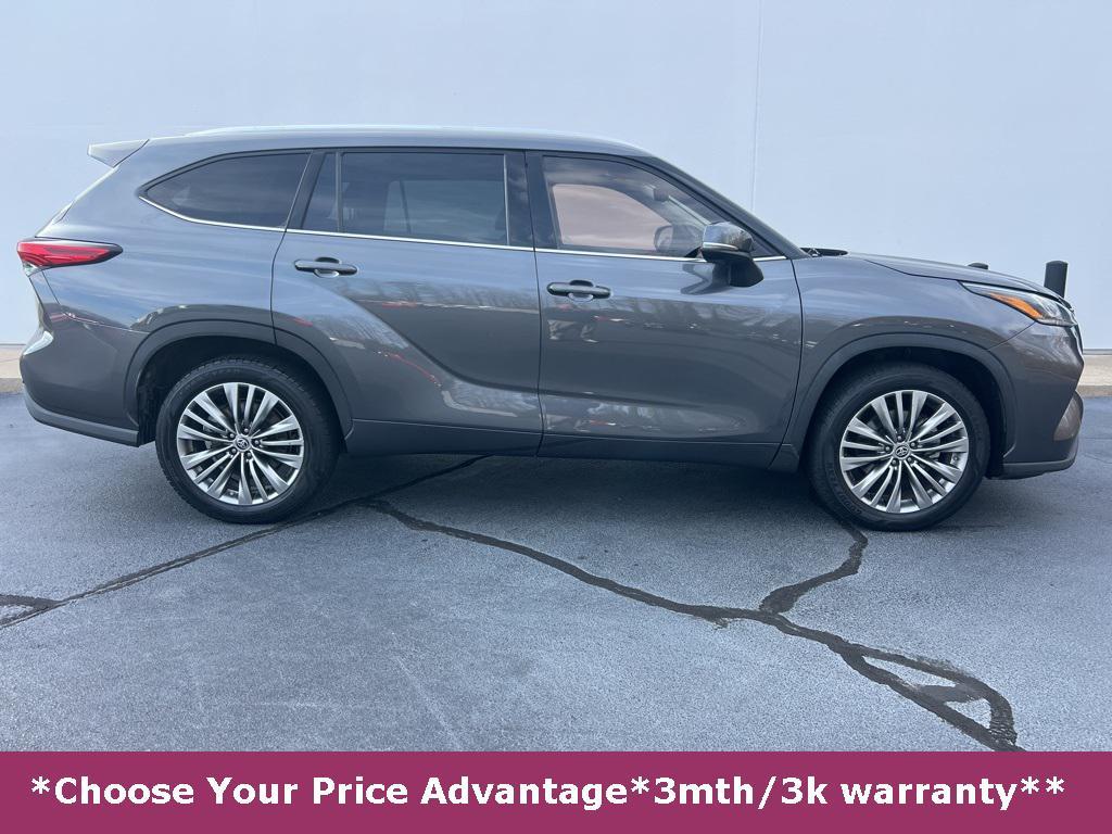 used 2020 Toyota Highlander car, priced at $35,500
