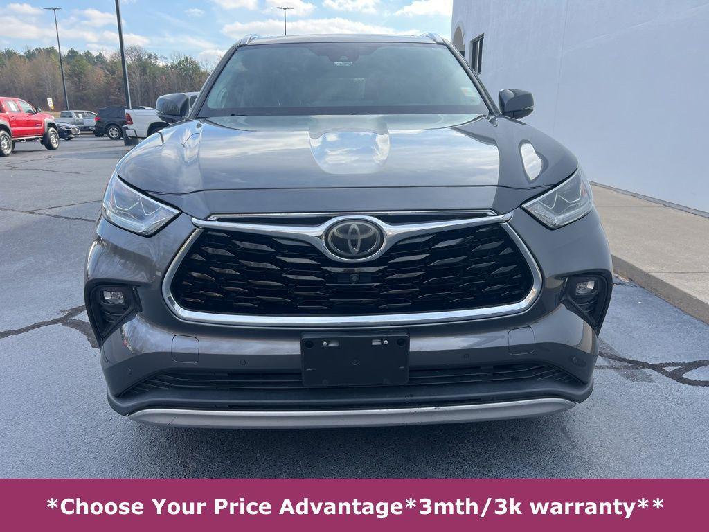 used 2020 Toyota Highlander car, priced at $32,800