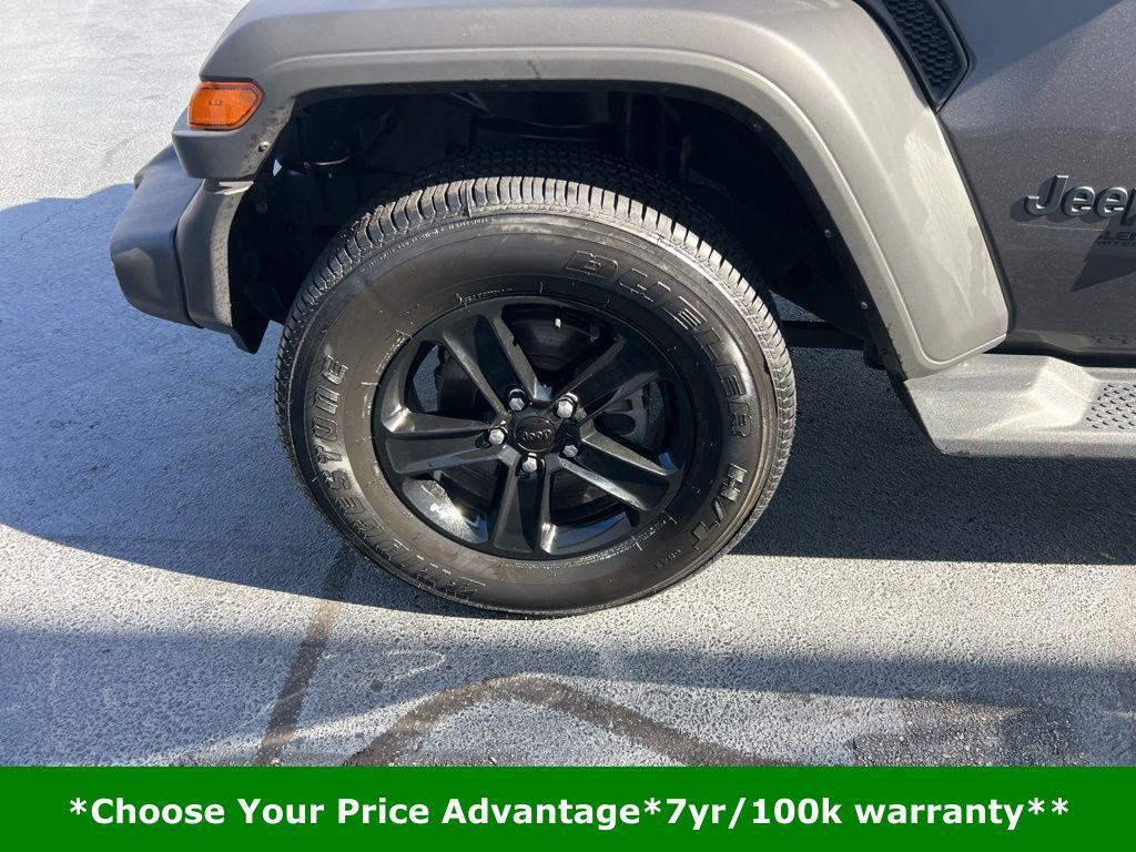 used 2022 Jeep Wrangler Unlimited car, priced at $30,000