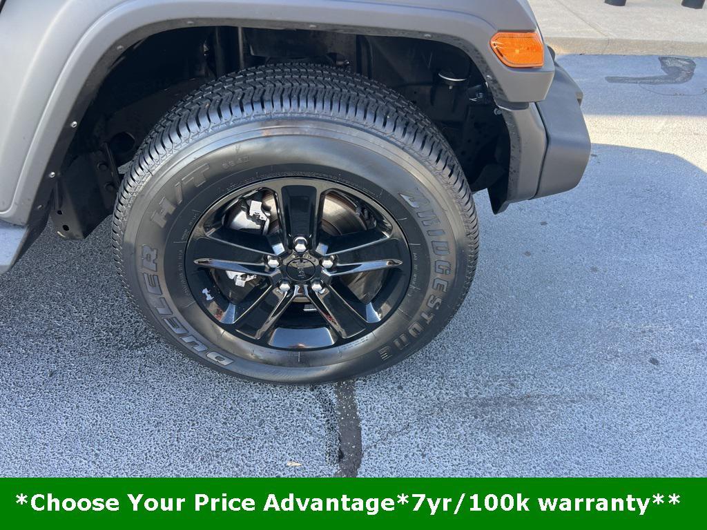 used 2022 Jeep Wrangler Unlimited car, priced at $31,100