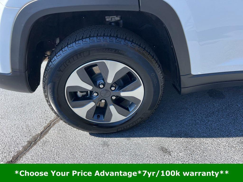 used 2024 Jeep Grand Cherokee 4xe car, priced at $29,800