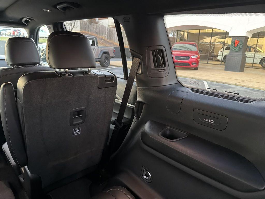 new 2025 Jeep Grand Cherokee L car, priced at $47,917