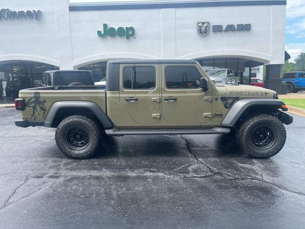 new 2025 Jeep Gladiator car, priced at $34,452