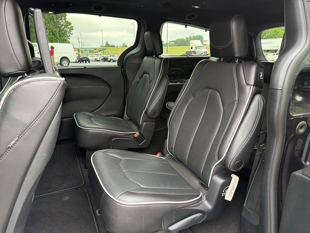 used 2023 Chrysler Pacifica car, priced at $42,540