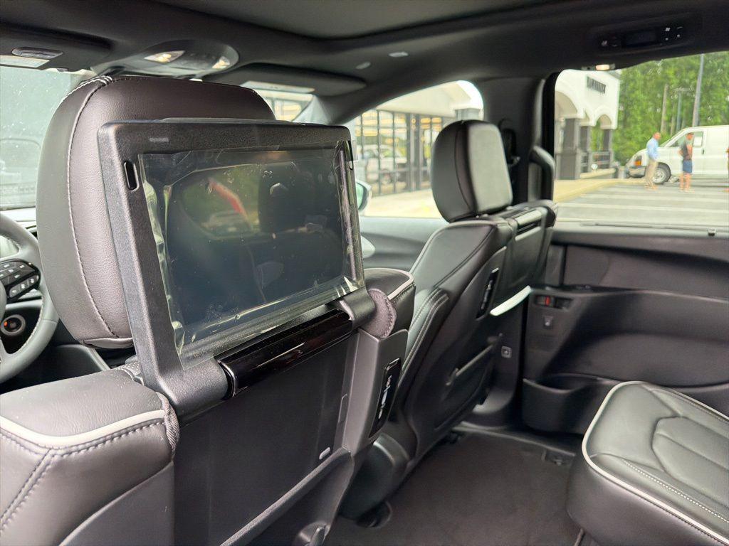 used 2023 Chrysler Pacifica car, priced at $42,540
