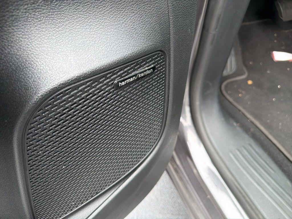 used 2023 Chrysler Pacifica car, priced at $42,540