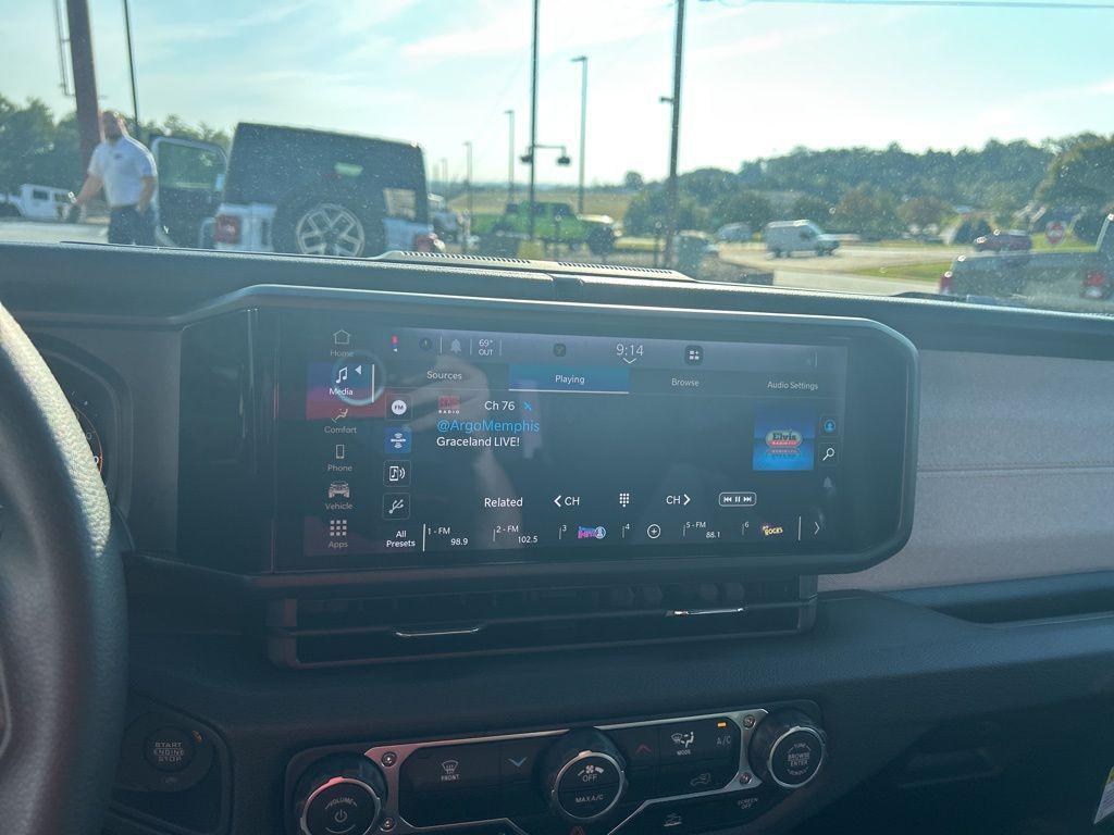 new 2025 Jeep Wrangler car, priced at $36,419