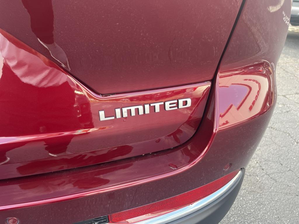 new 2025 Jeep Grand Cherokee car, priced at $47,167