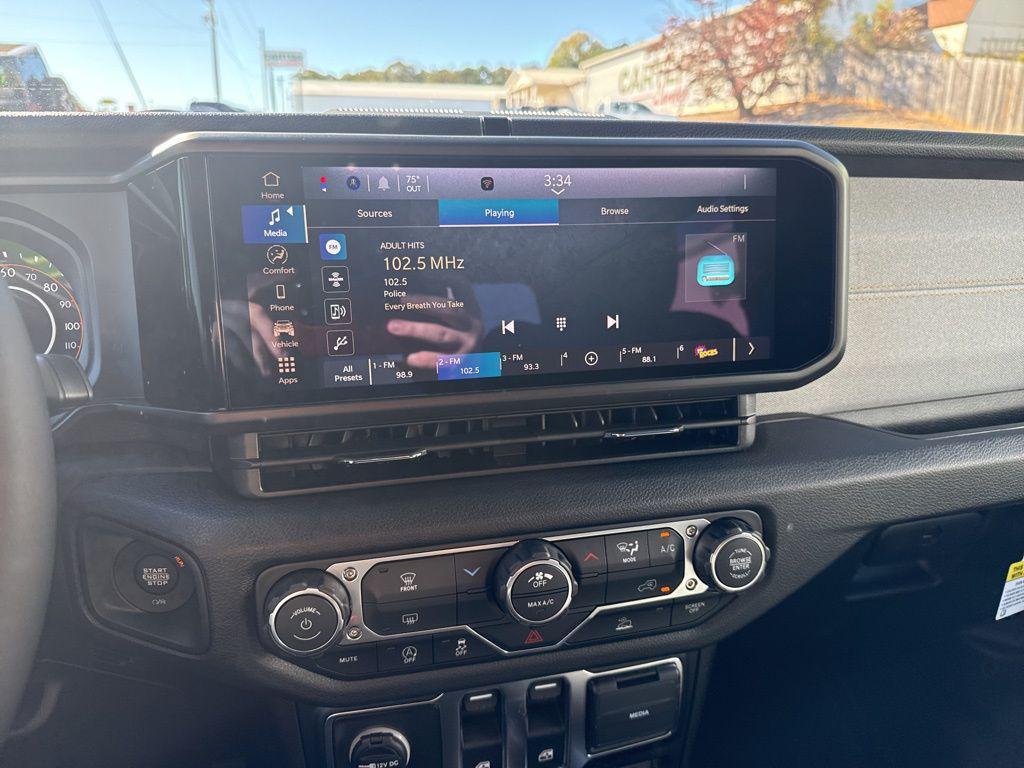 new 2026 Jeep Wrangler car, priced at $44,445