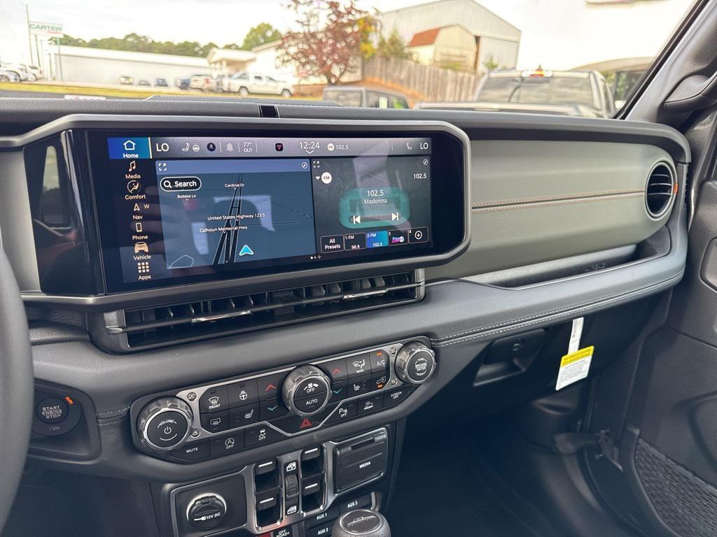 new 2025 Jeep Gladiator car, priced at $51,368