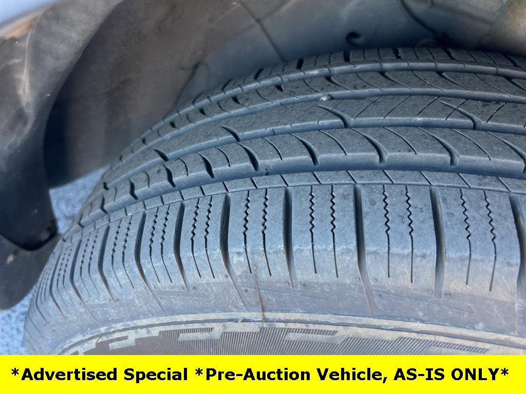 used 2007 Ford Escape car, priced at $5,000