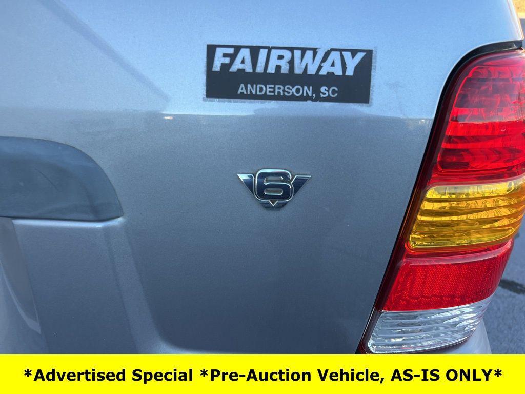 used 2007 Ford Escape car, priced at $3,900