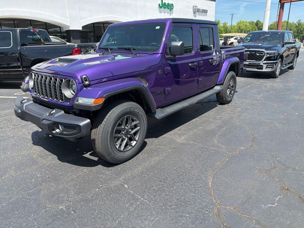 new 2026 Jeep Gladiator car, priced at $44,504