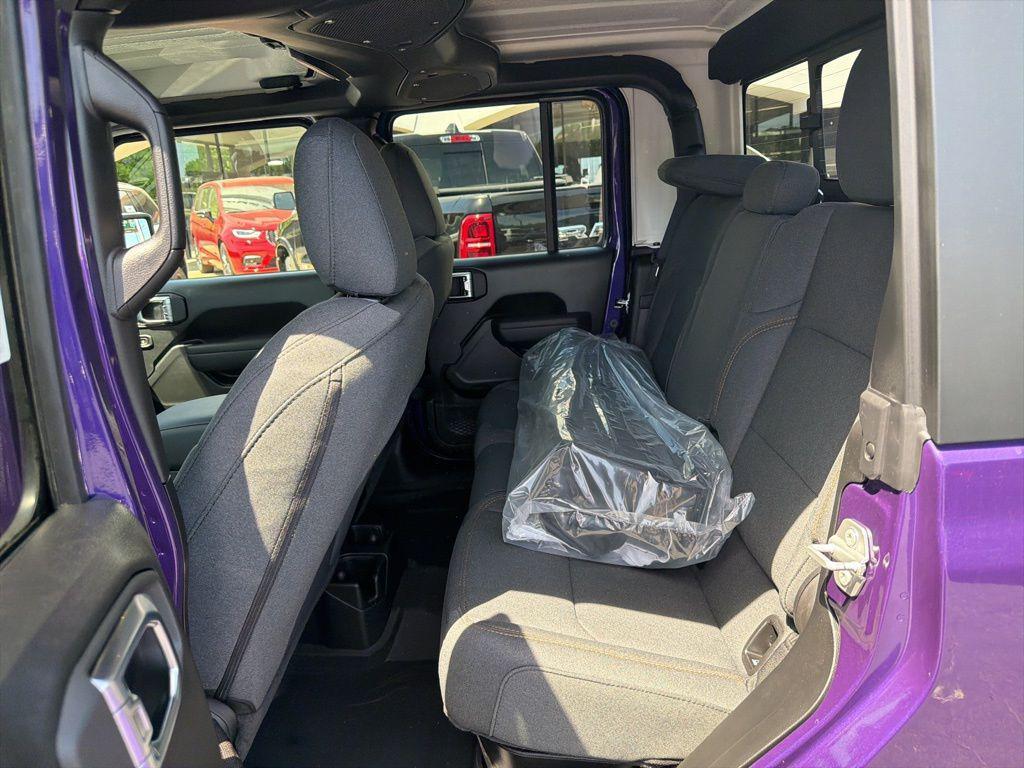 new 2026 Jeep Gladiator car, priced at $44,504