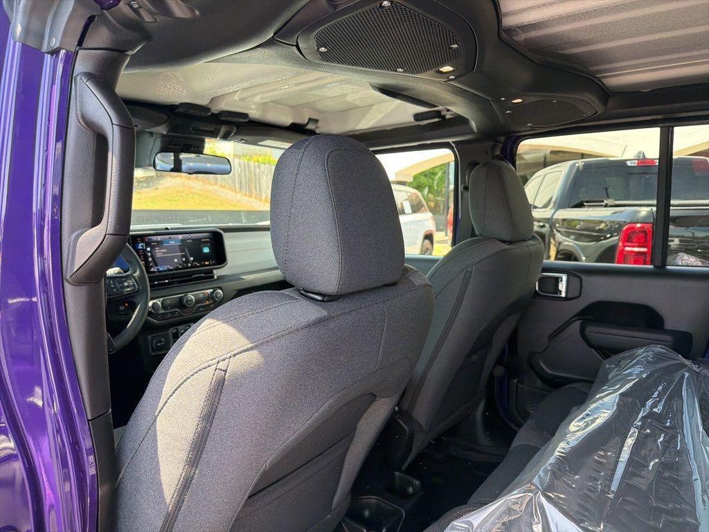 new 2026 Jeep Gladiator car, priced at $44,504