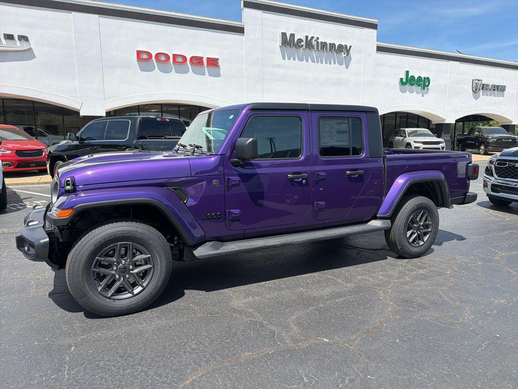 new 2026 Jeep Gladiator car, priced at $44,504