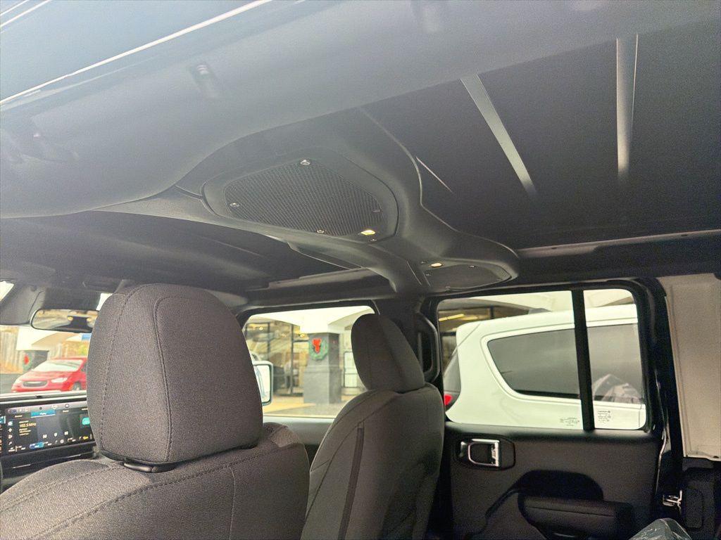 new 2026 Jeep Wrangler car, priced at $50,212