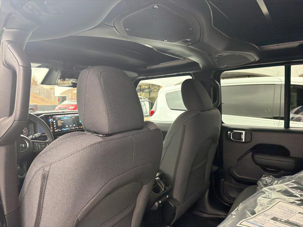 new 2026 Jeep Wrangler car, priced at $48,712