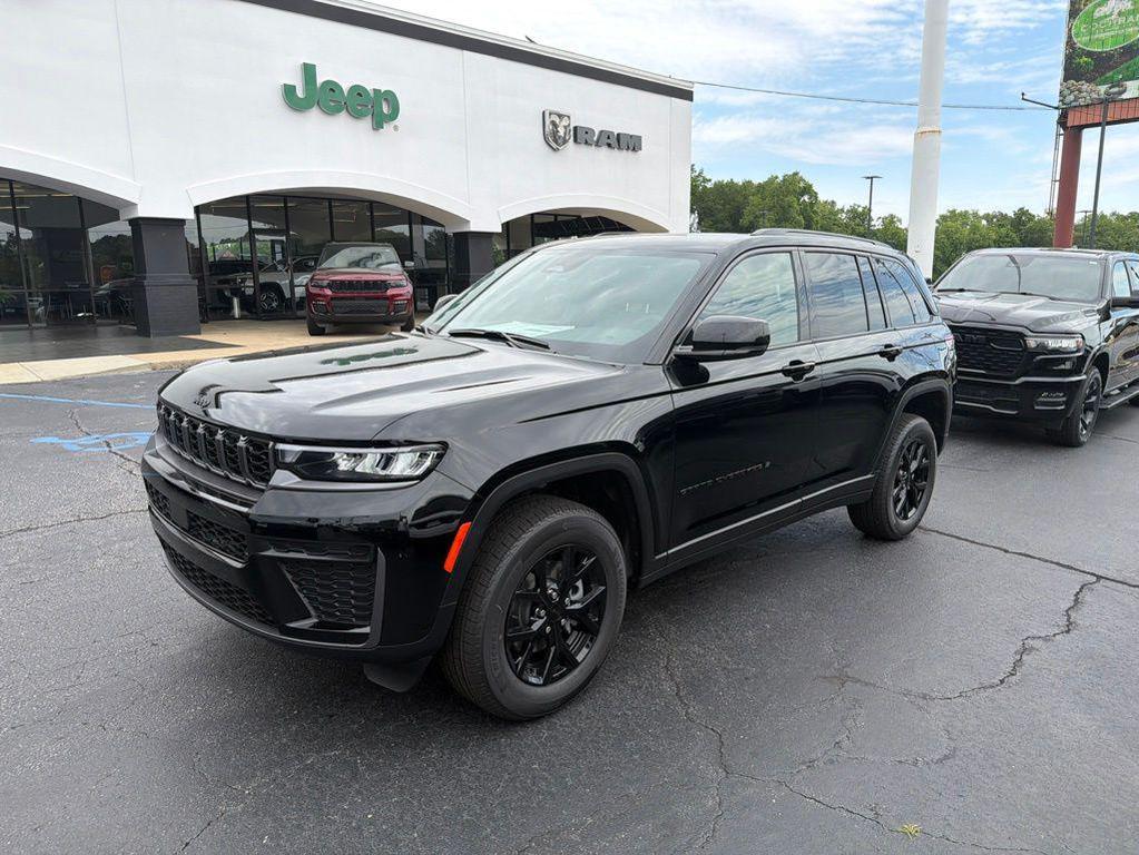 new 2026 Jeep Grand Cherokee car, priced at $44,291