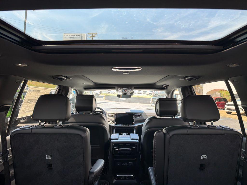 new 2026 Jeep Grand Wagoneer car, priced at $70,962