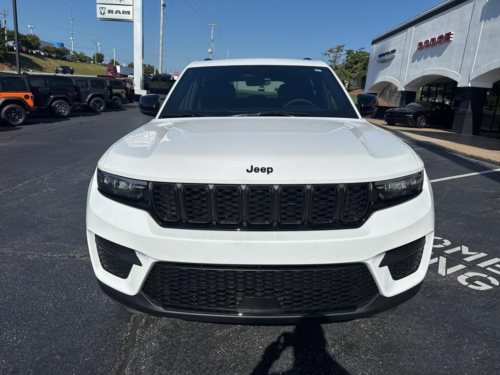 new 2025 Jeep Grand Cherokee car, priced at $36,212