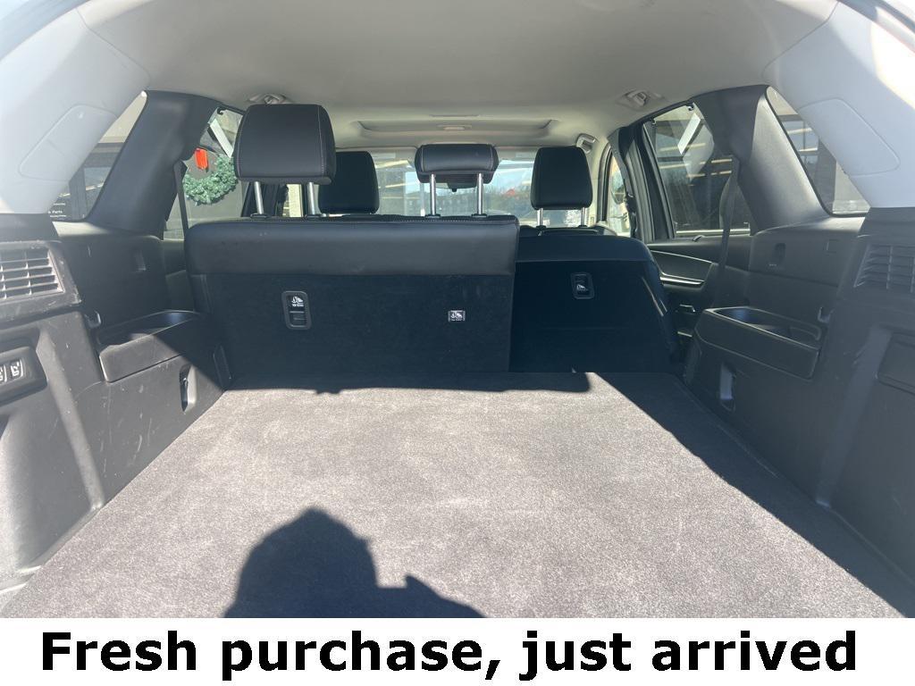 used 2025 Mazda CX-70 car, priced at $33,990