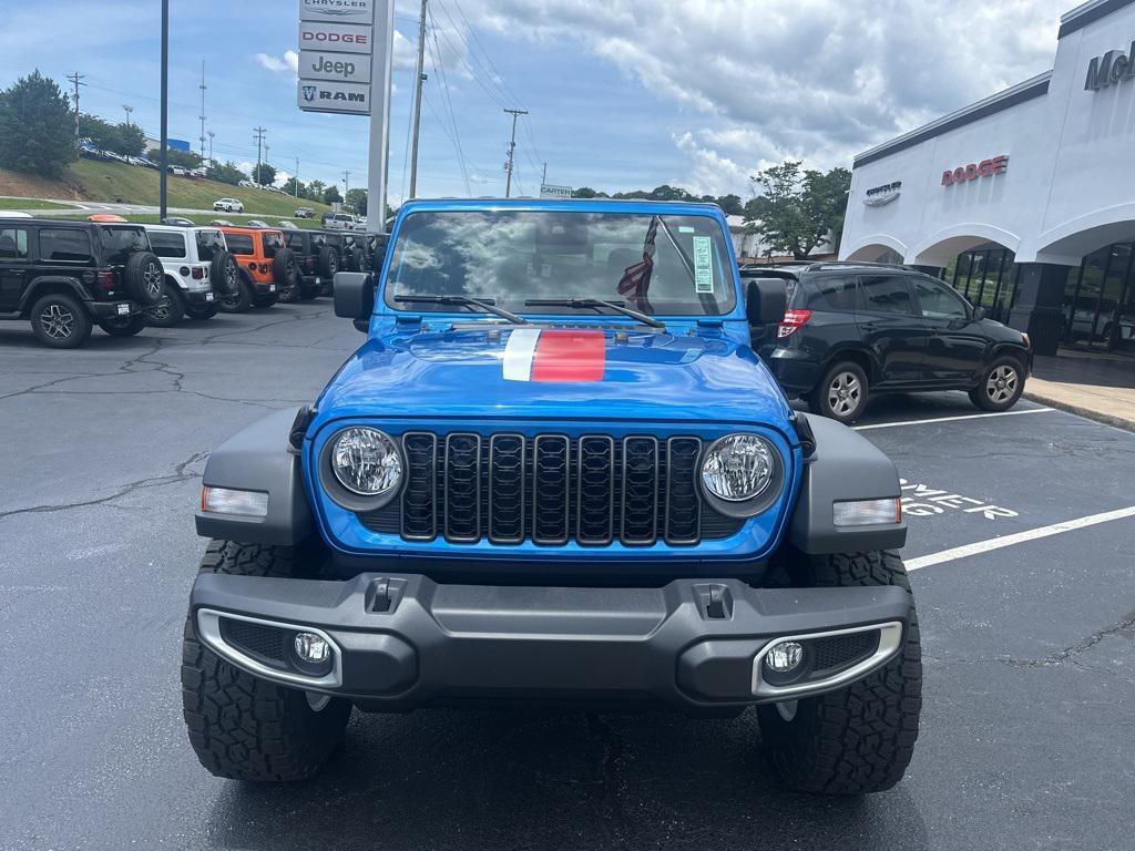 new 2025 Jeep Gladiator car, priced at $45,176