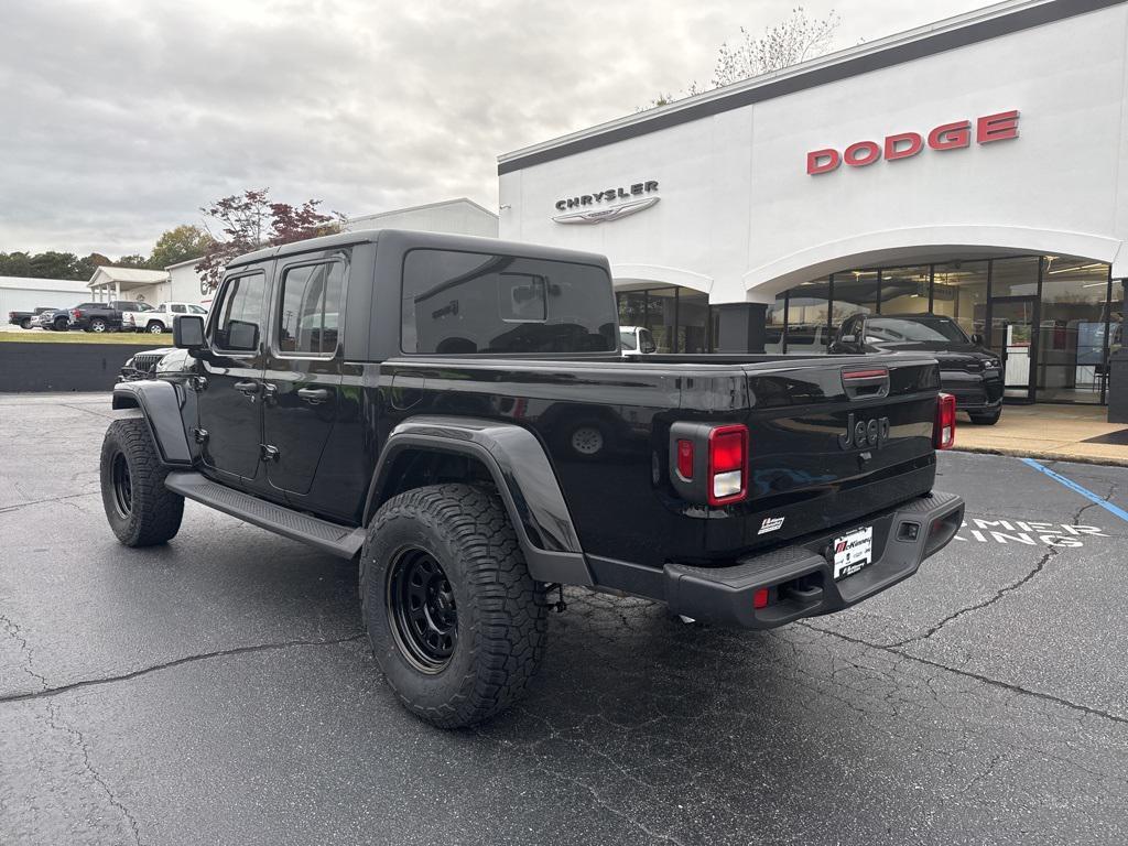 new 2025 Jeep Gladiator car, priced at $38,923