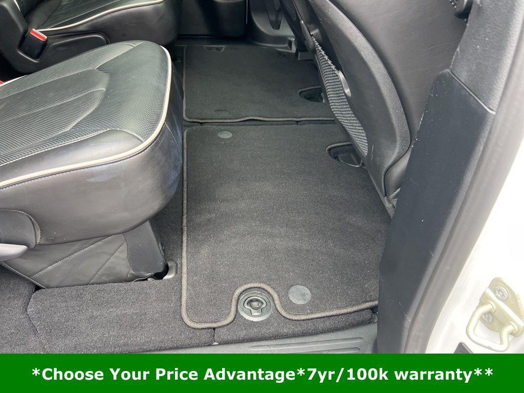 used 2025 Chrysler Pacifica car, priced at $38,700