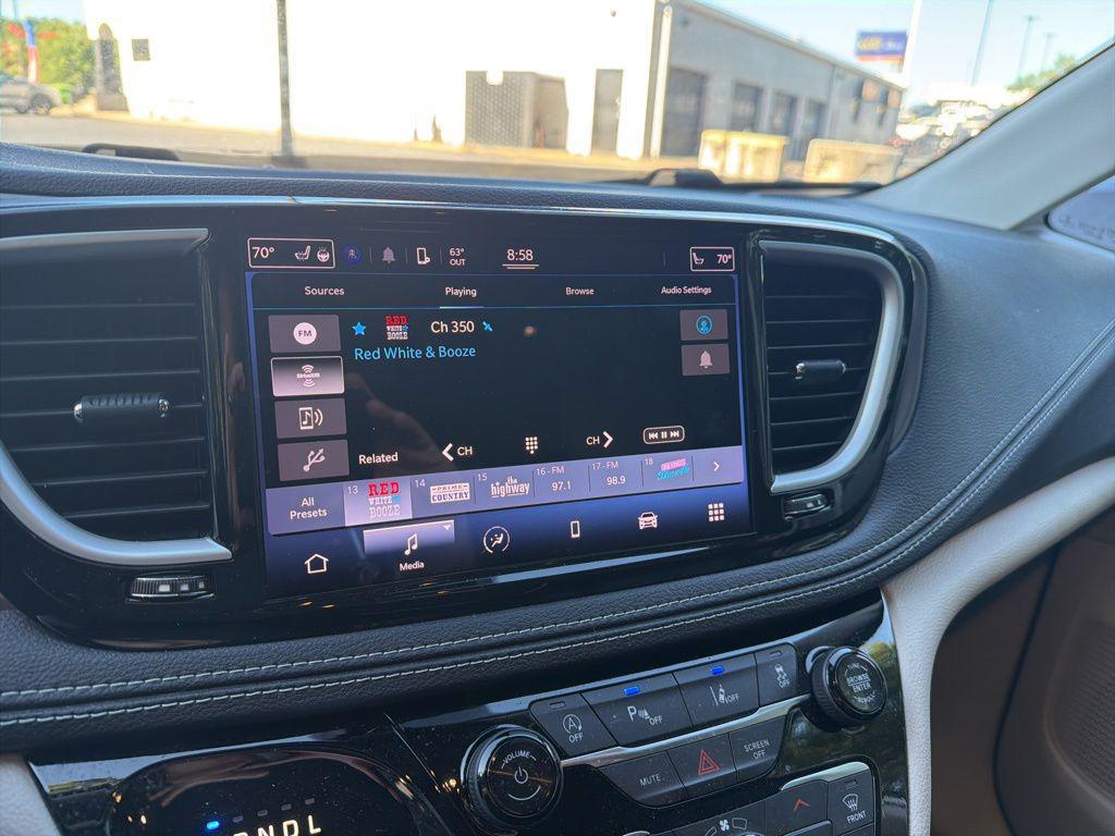used 2022 Chrysler Pacifica car, priced at $25,975