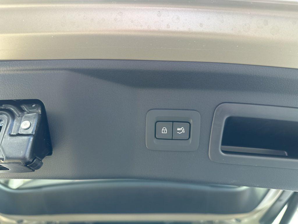 new 2026 Mazda CX-70 car, priced at $49,225