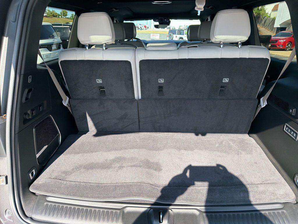 new 2026 Jeep Grand Wagoneer car, priced at $74,721