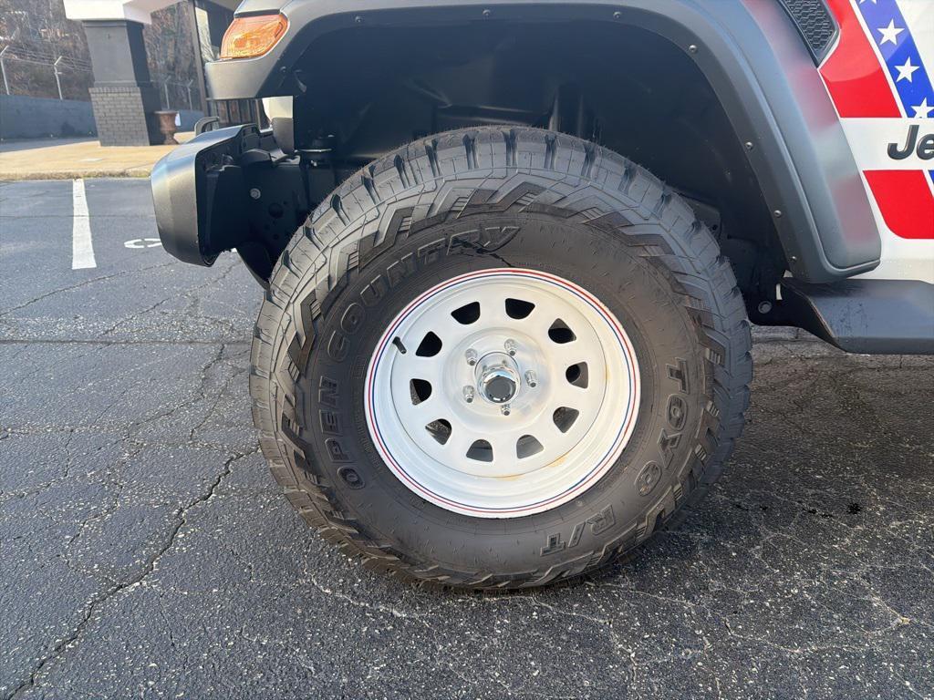 new 2025 Jeep Gladiator car, priced at $36,916