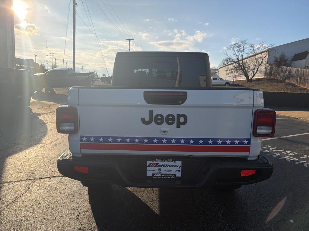 new 2025 Jeep Gladiator car, priced at $36,916