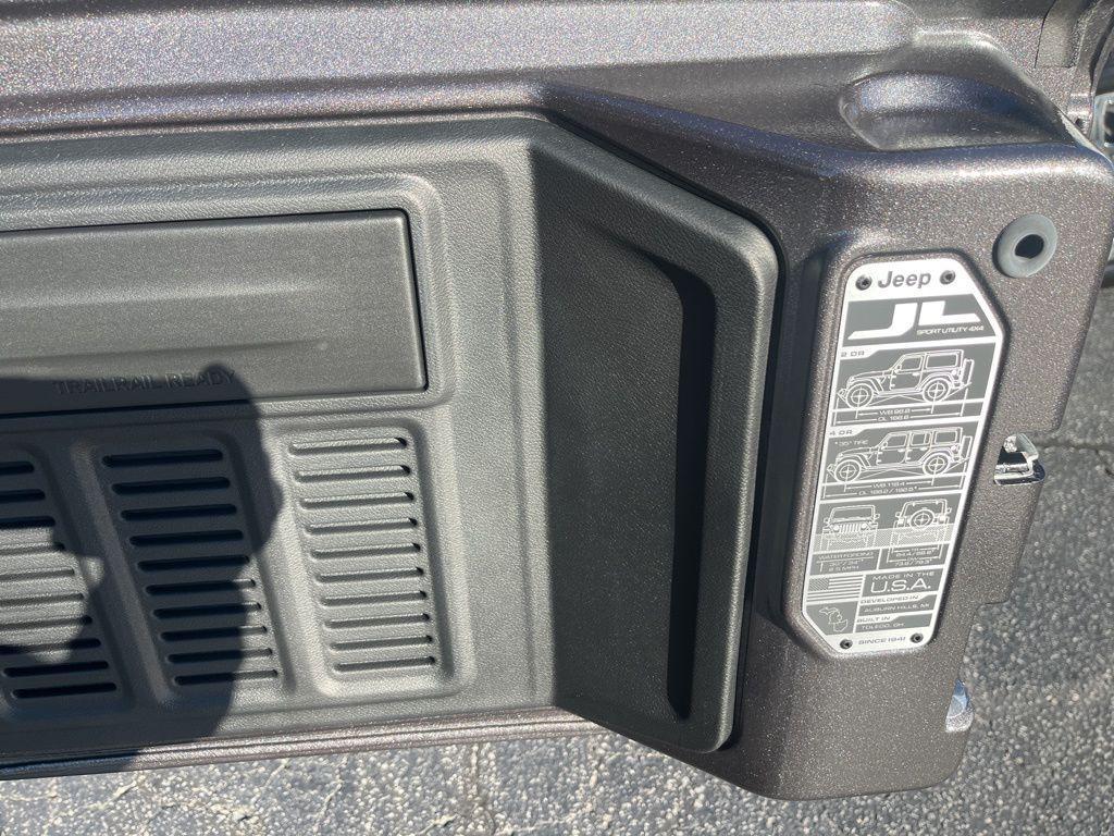 new 2026 Jeep Wrangler car, priced at $43,939