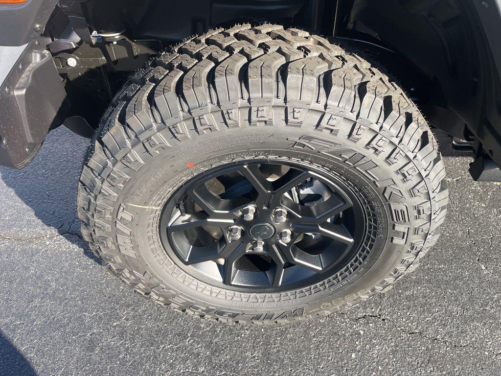 new 2026 Jeep Wrangler car, priced at $43,939