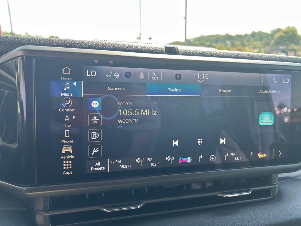 new 2025 Jeep Gladiator car, priced at $46,653