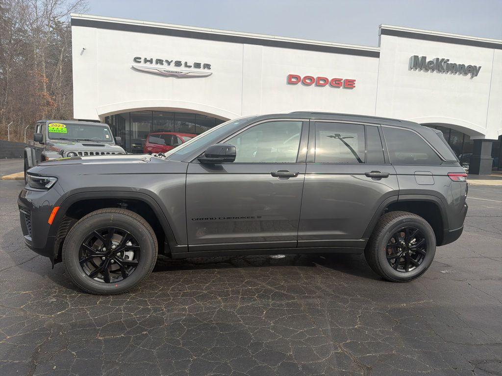 new 2026 Jeep Grand Cherokee car, priced at $46,294