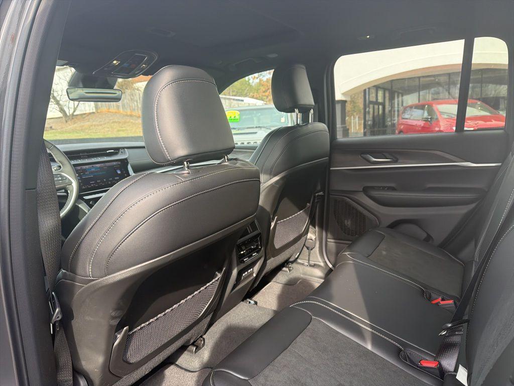 new 2026 Jeep Grand Cherokee car, priced at $46,294