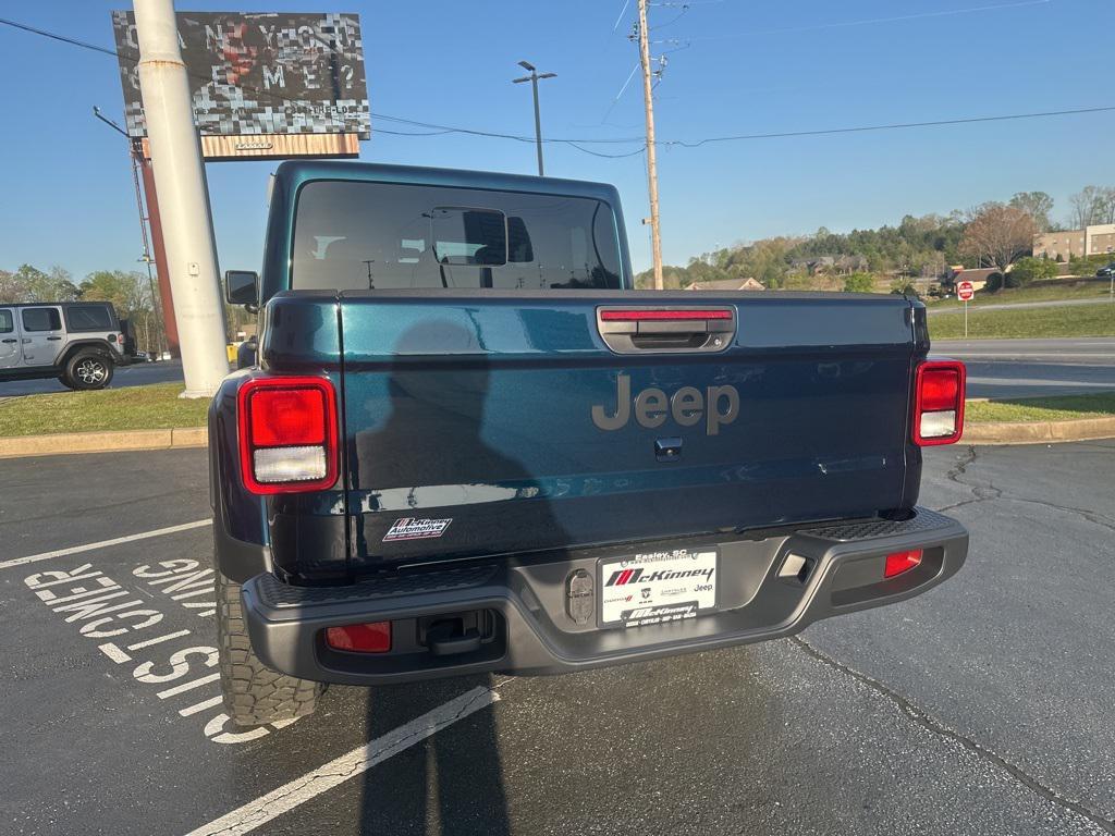 new 2025 Jeep Gladiator car, priced at $36,258